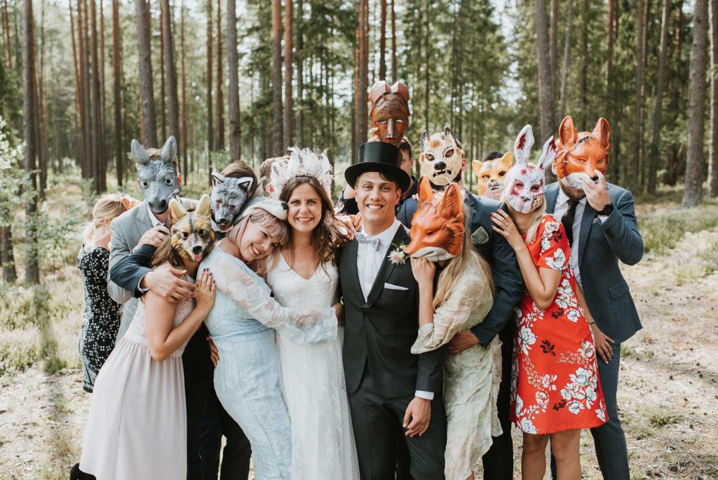 VIESU SARAKSTS KĀZĀM – KO AICINĀT?