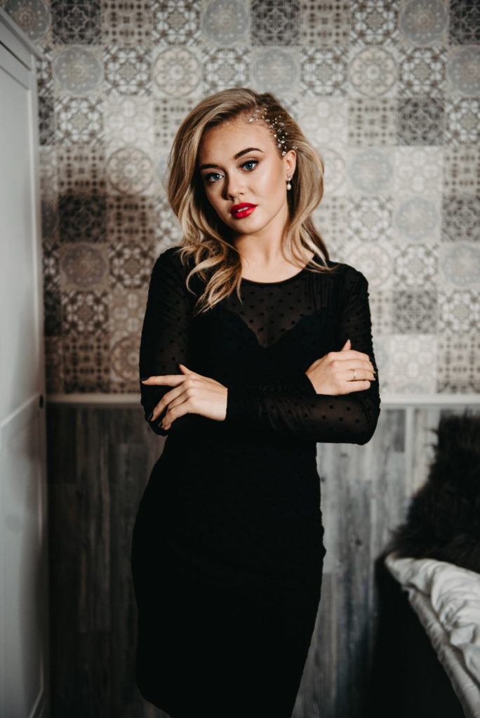 _AE09406