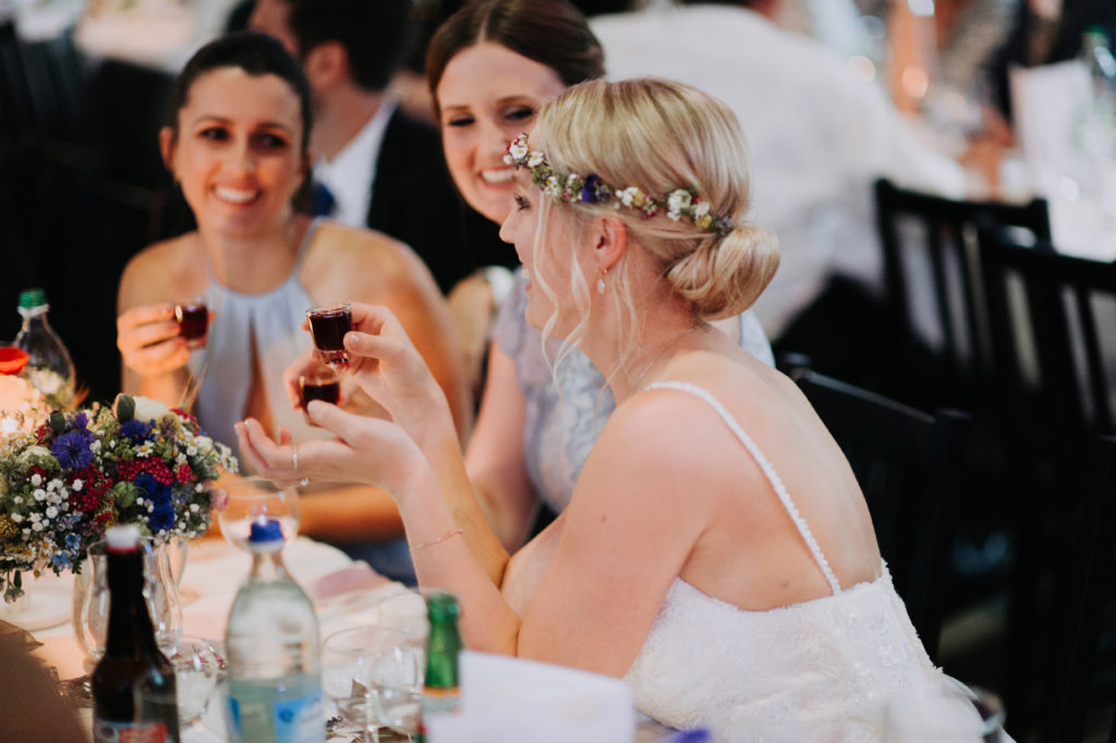 Kāzas jūnijā ārzemēs Vācijā romantiska fotosesija gatislocmelis 0070