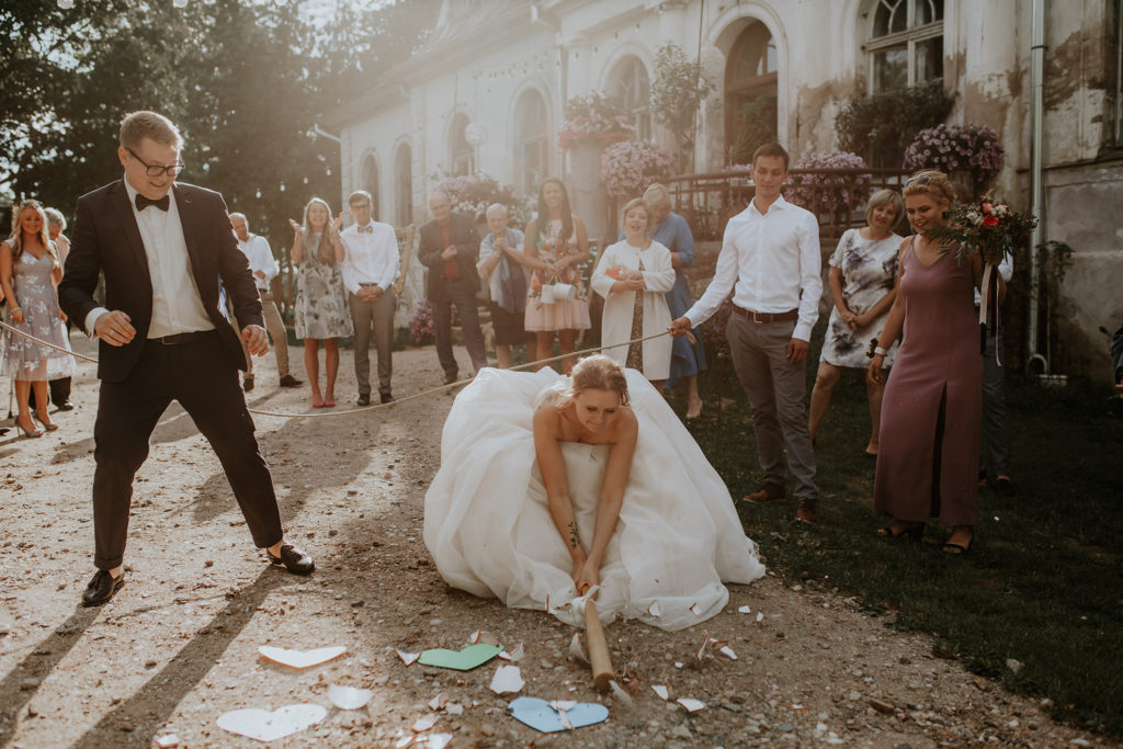 Foto: KLAIDS LIELBIKSIS / Kāzu rīkotājs: GOLDFISH EVENTS / Kāzu pakalpojumu sniedzēji