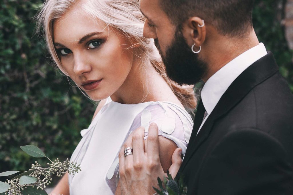 CIK DAUDZ PAR KĀZĀM STĀSTĪT PIRMS KĀZĀM?