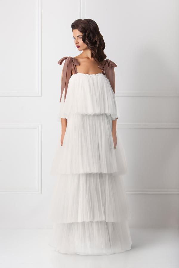 10_5-1_ASTRAL_GOWN_4_52180f7b-2da6-4242-a7eb-f648c1206cbe_600x