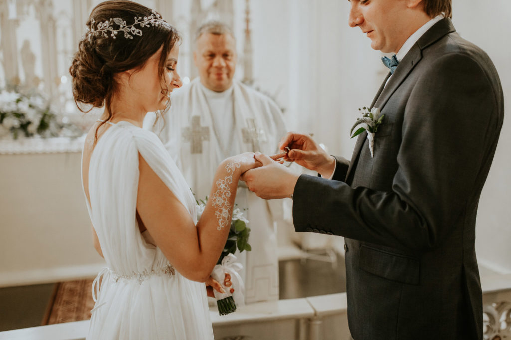 JĀVĀRDS NE TIKAI CILVĒKU, BET ARĪ LIKUMA PRIEKŠĀ