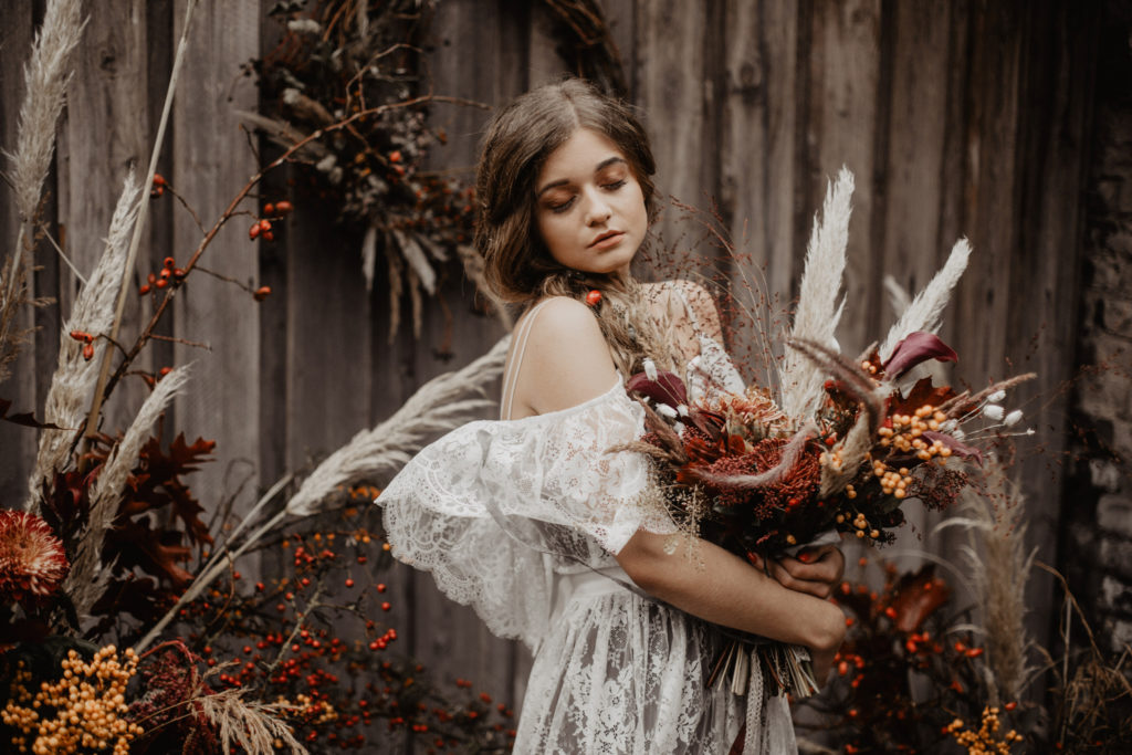 PAR UN AP LĪGAVAS GRIMU