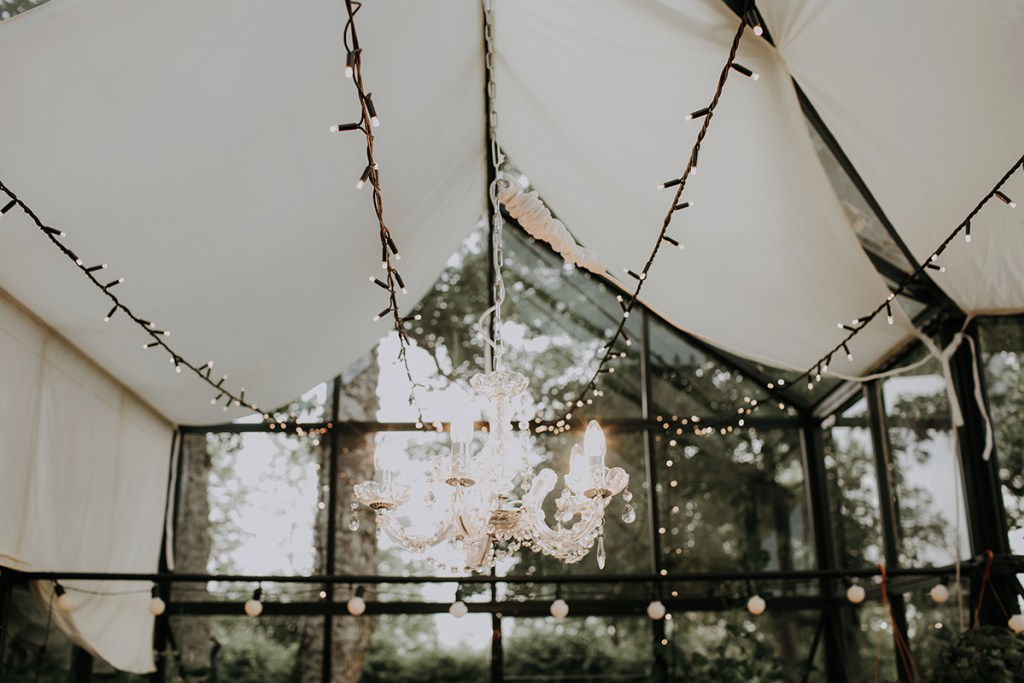 Foto: LINDA LAUVA / Deco: MINTDECO / Kāzu pakalpojumu sniedzēji
