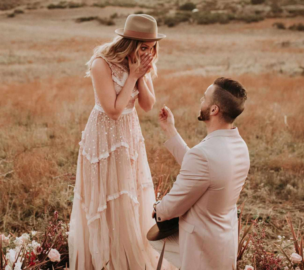 LĪGAVAIŅIEM: KUR PASLĒPT GREDZENU PIRMS SADERINĀŠANĀS?