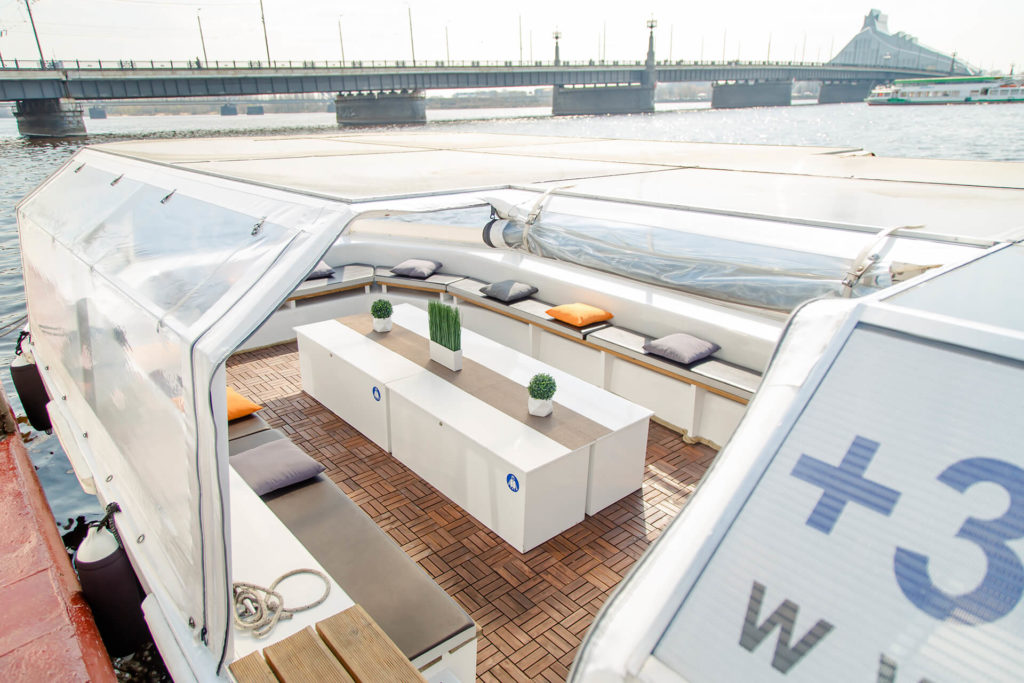 River boat ELIZABETE (9)