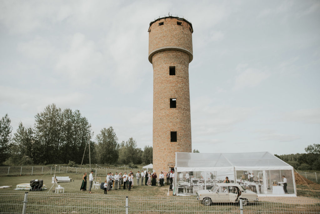 AV0_8849