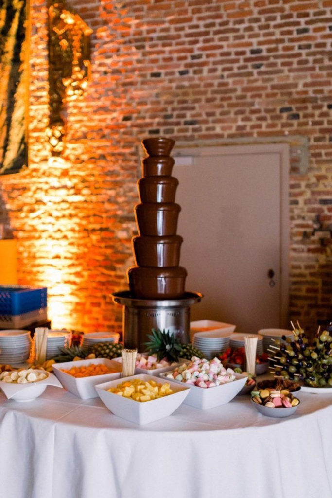 Šokolādes strūklakas